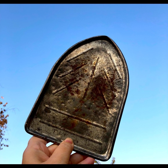 Vintage Iron Rest Antique Art - Picture 5 of 5